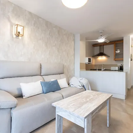 Tecavi Iii Apartment *