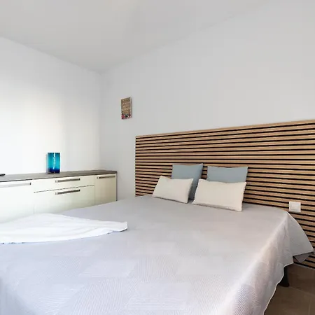 Apartment Tecavi Iii